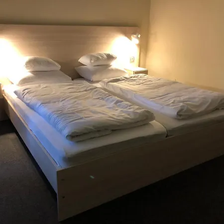 Grantek Ueduelohaz * 巴拉通雷勒