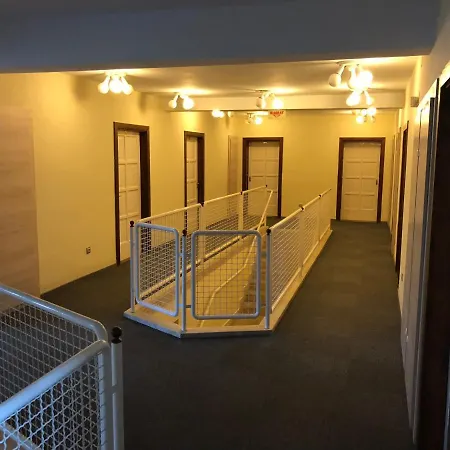 Grantek Ueduelohaz Hotel