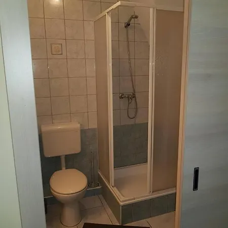 Grantek Ueduelohaz *