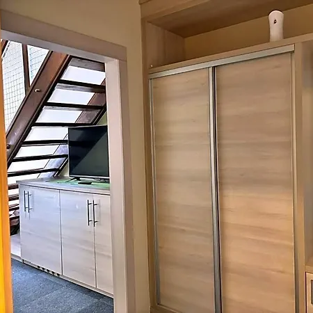 Grantek Ueduelohaz 호텔 3*