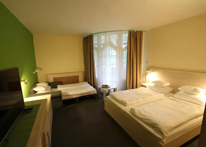 Hotel Grantek Ueduelohaz