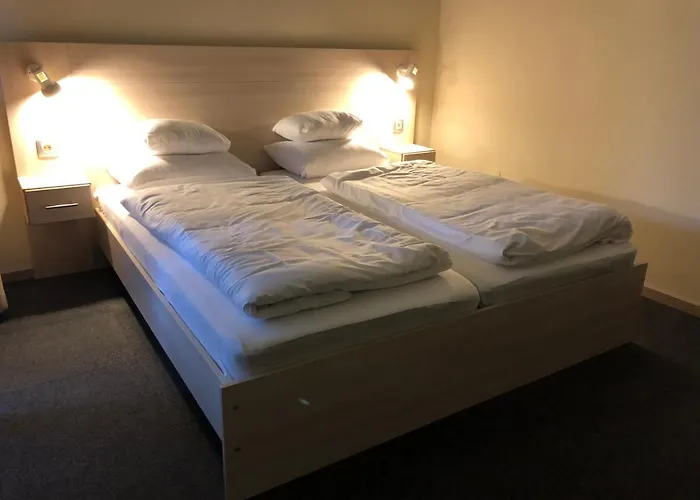 Grantek Ueduelohaz * バラトンレッレ